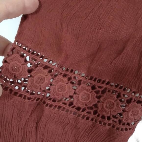 Glamorous Curve Romper Rust Color Size 18W Cold Shoulder Floral Lace Accents - Picture 3 of 6